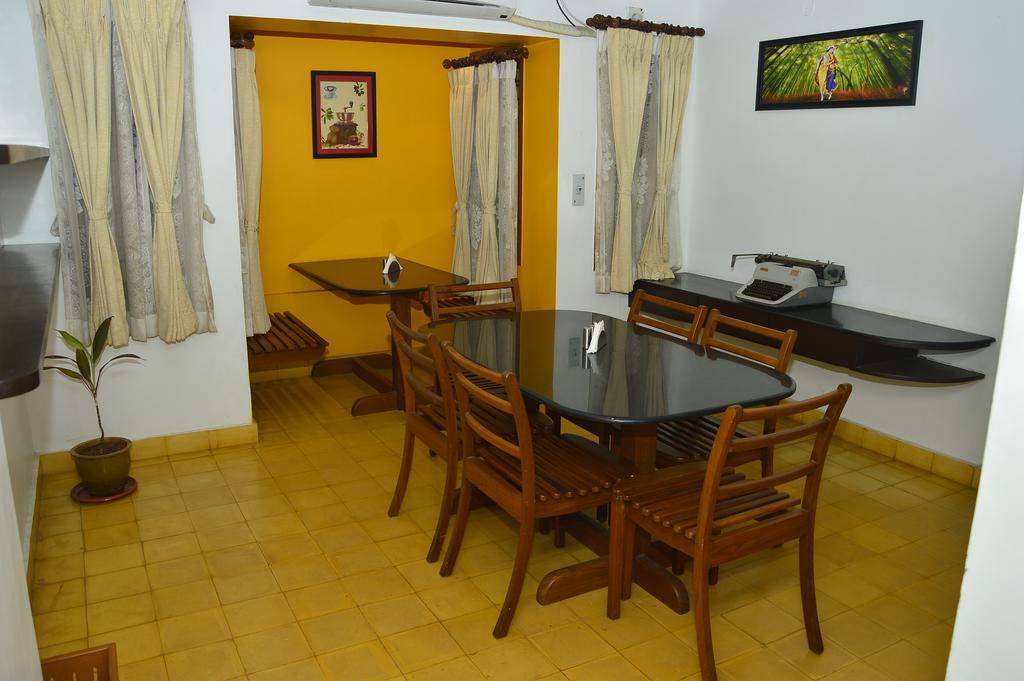 Cours Chabrol Hotel Puducherry Eksteriør billede