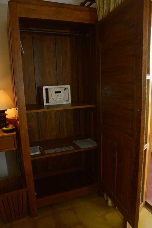 Cours Chabrol Hotel Puducherry Eksteriør billede