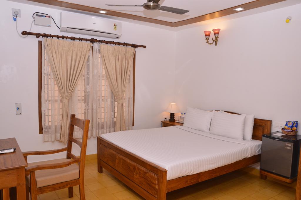 Cours Chabrol Hotel Puducherry Værelse billede