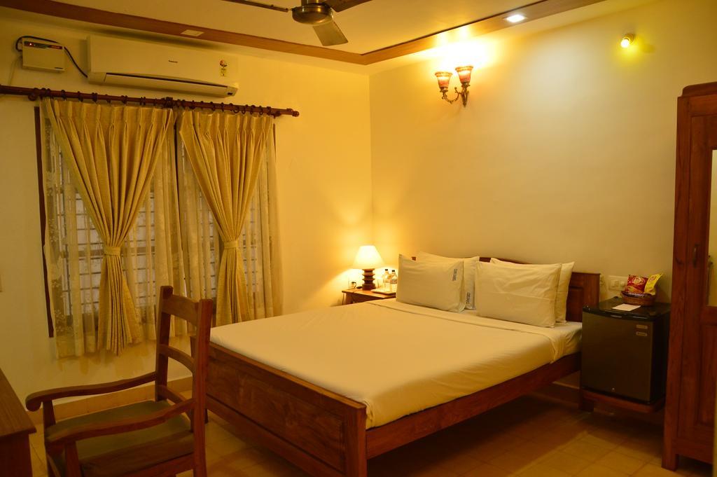Cours Chabrol Hotel Puducherry Værelse billede